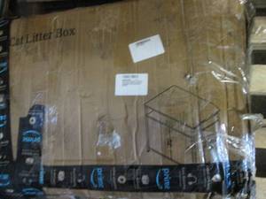 lot 228 image: Cat Litter Box open box, uninspecte...