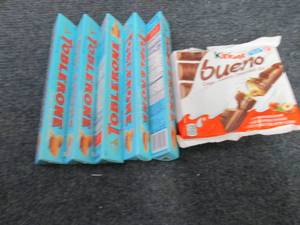 lot 263 image: 6 pks Assorted Candy...