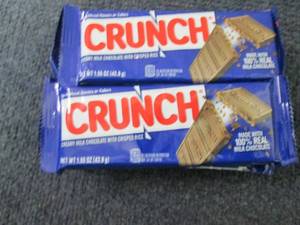 lot 271 image: 12- 1.55 oz Crunch Bars...