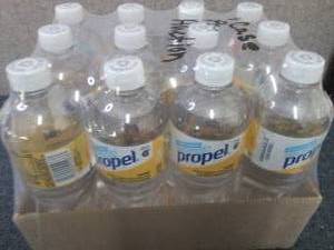 lot 347 image: 12- 24 oz Bottles Propel Mango...