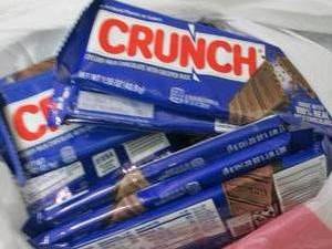 lot 360 image: 12- 1.55 oz Crunch Bars...
