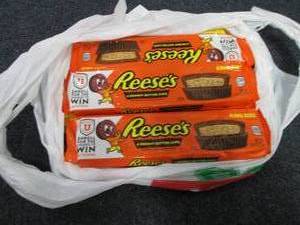 lot 361 image: 12- 2.8 oz Reeses ...