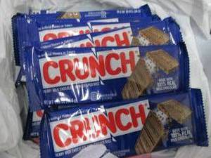 lot 371 image: 12- 1.55 oz Crunch Bars...