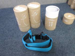 lot 35 image: 3- SparklyPets Bungee Wide Dog Coll...