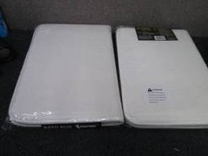 lot 57 image: 2- BIGFOOT Memory Foam Bath Mat 17 ...