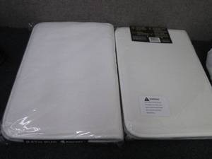 lot 60 image: 2- BIGFOOT Memory Foam Bath Mat 17 ...