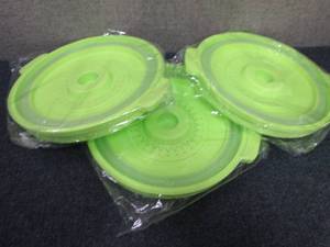 lot 134 image: 3 Microwave Plate Covers...