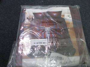 lot 150 image: 78x90 inch Spider Duvet Cover Set...