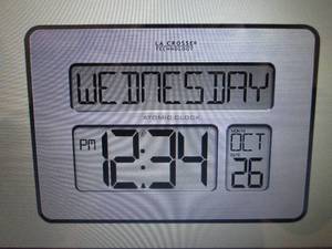 lot 175 image: La Crosse Technology 513-1419-INT A...