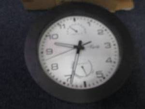 lot 176 image: La Crosse Technology Equity by La C...