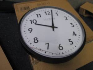 lot 177 image: La Crosse Clock 13 Info-Tech Comme...