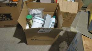 Box of Assorted household cleaning ...