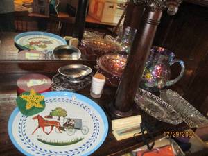 Lot with depression glass bowls, cr...