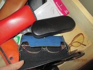 Lot including drawer filled with gl...