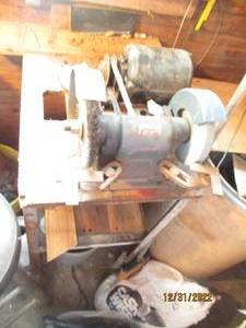 Antique Belt driven bench grinder o...