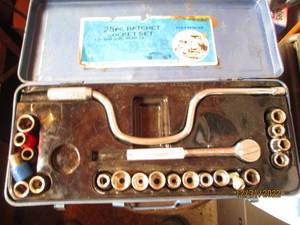 RMC socket set in metal case. (may ...