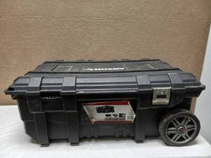 HUSKY 25 GALLON MOBILE TOOL BOX