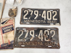 lot 52 image: Assorted Collectibles