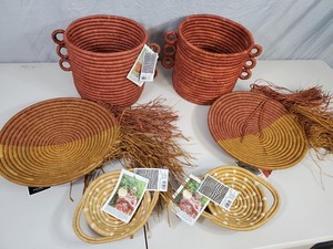 lot 124 image: New Handmade Baskets, Platters