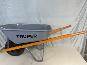 lot 17 image: Truper Steel Tub Wheel Barrow