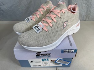 lot 69 image: New Skechers Sport Arch Comfort Size 12 Shoes