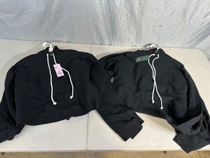 lot 72 image: 6 New Hooded Sweatshirts