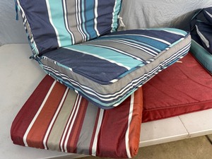 lot 78 image: Assorted Patio Cushions