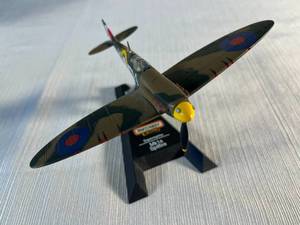 Matchbox Collectible Platinum Edition Model Airplanes (3) with box