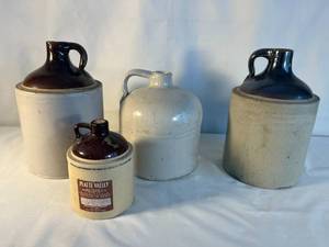 4 vintage ceramic jugs, including a honey pot