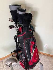 Nicklaus golf clubs with golf bag & pull cart