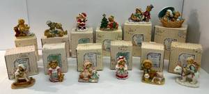 lot 3 image: Group Of Cherished Teddies In Original Boxes