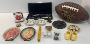 lot 51 image: Group Of Misc. Vintage Items