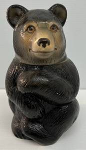 lot 120 image: Vintage Eddie Bauer Bear Cookie Jar
