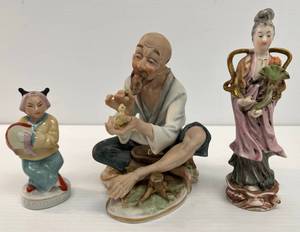 lot 129 image: Group Of Misc. Vintage Oriental Figurines