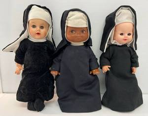 lot 140 image: 3 Vintage Nun Dolls