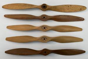 lot 142 image: Vintage RC Propellers