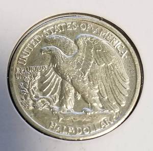1941-S WALKING LIBERTY HALF DOLLAR IN HIGHER GRADE