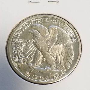 1942-S WALKING LIBERTY HALF DOLLAR IN HIGHER GRADE