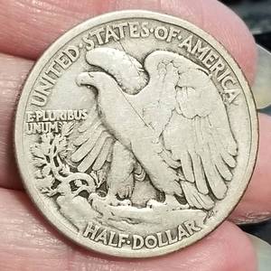 1921 WALKING LIBERTY HALF DOLLAR BETTER DATE COIN