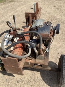 lot 68 image: Homemade log splitter