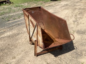lot 71 image: Steele railroad dump cart