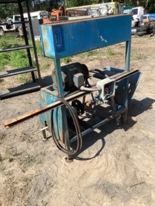 lot 37 image: The Max Cleaning Systems 3phase 5 hp motor wmodel 310 CAT pressure washer pump.