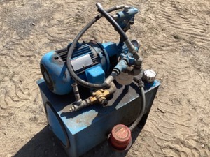lot 23 image: 3 phase hydraulic power unit w5 HP Lincoln Electric