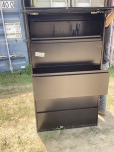 lot 136 image: 4 Drawer cabinet wflip up storage