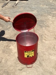 lot 144 image: Just Rite Oily Waste Can