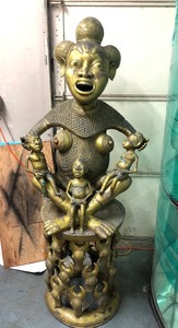 HUGE Vintage Tikar Figural Bronze Maternity Sculpture - Cameroon&nbsp