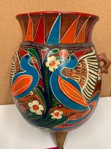 lot 21 image: VTG 14 Large Mexican Painted Jug