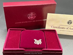 lot 27 image: 1988 Silver Proof Olympic Coin