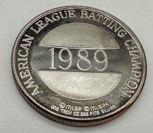 lot 39 image: 1989 Sterling Silver Limited Edition Kirby Puckett Medallion