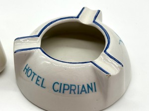 lot 78 image: Hotel Cipriani Ashtray and Hotel Pierre Marque Ashtray